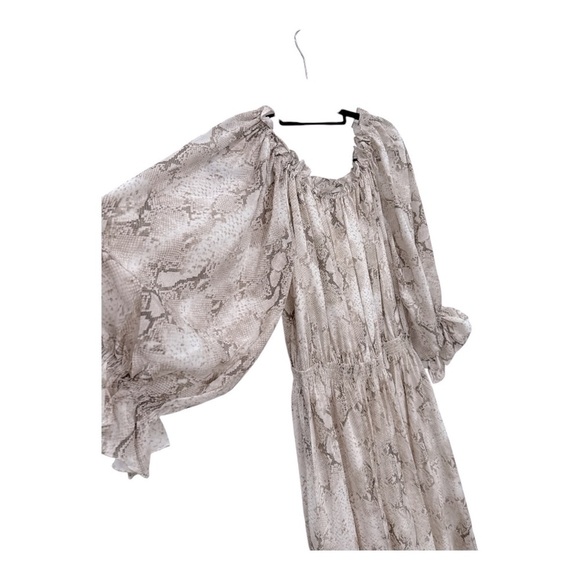 ELIE TAHARI
Snakeskin-Print Silk 100% Maxi Dress size S New with tag - Picture 11 of 14